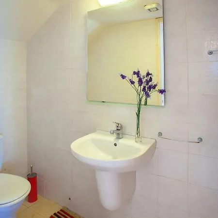 Villa By The Beach In Larnaca *